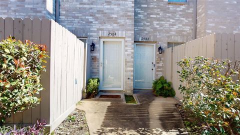 Photo of 2984 Holly Hall Street #2984, Houston, TX 77054 (MLS # 50672985)