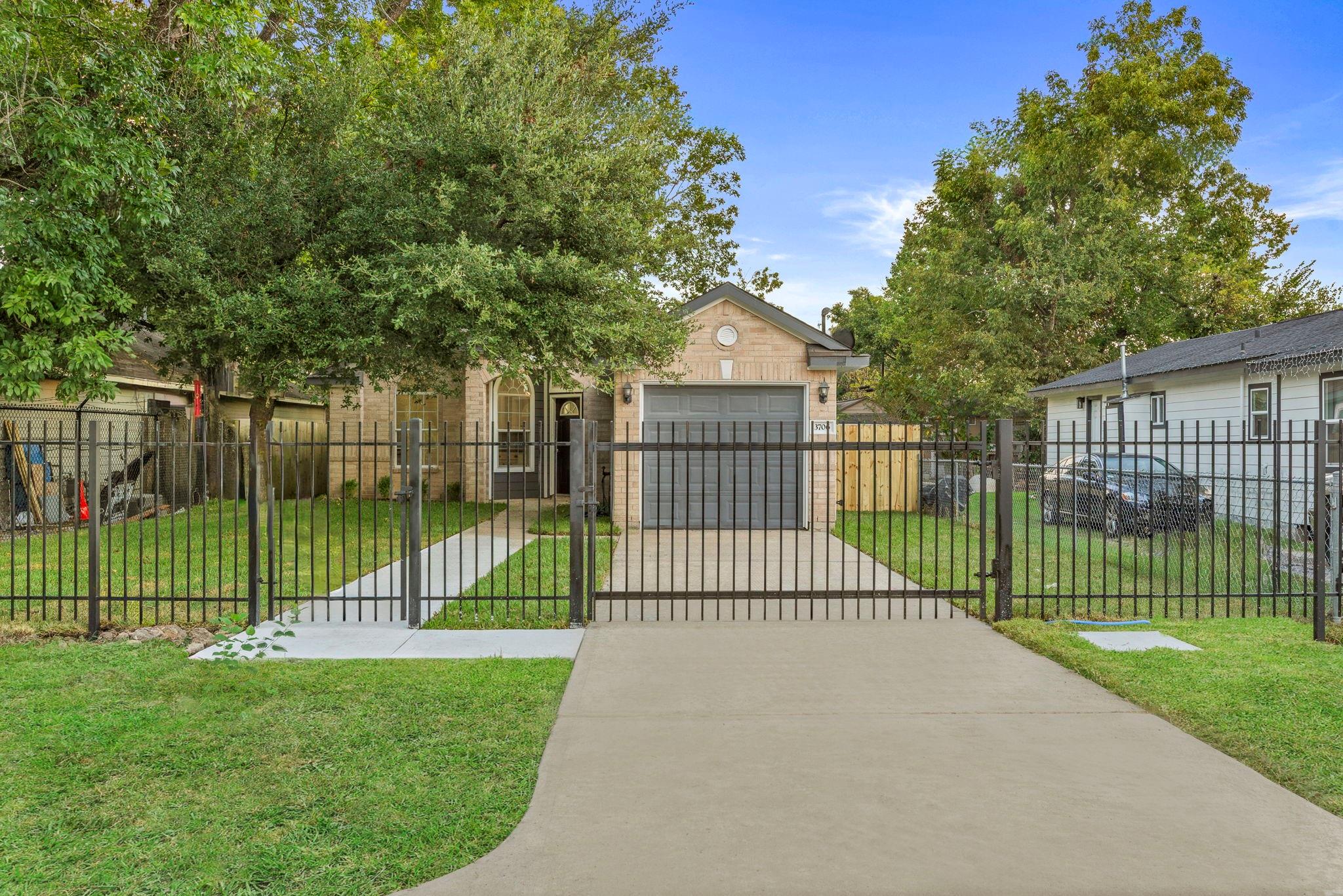 3706 Lucille Street