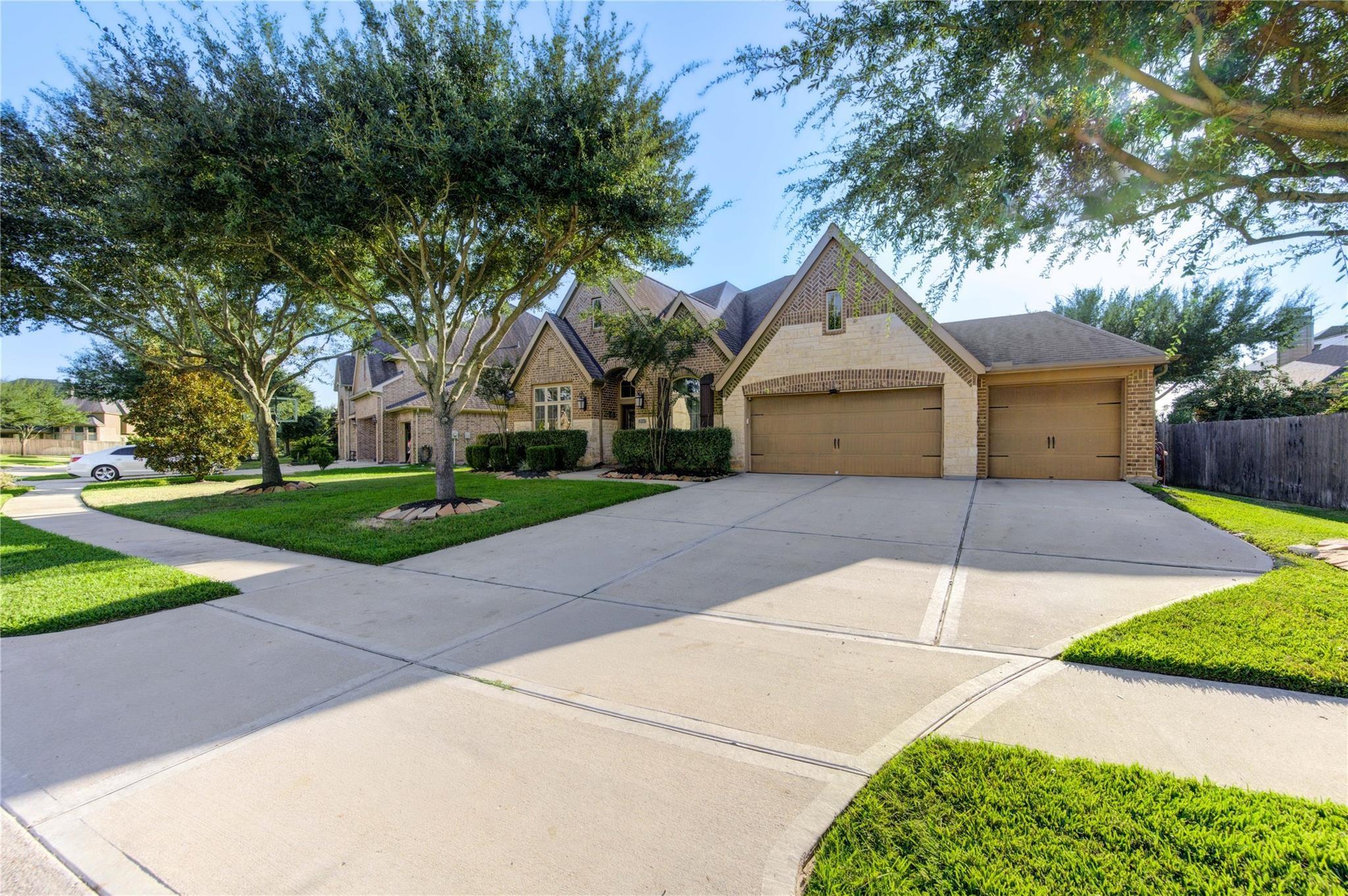 2914 Legend Hill Drive