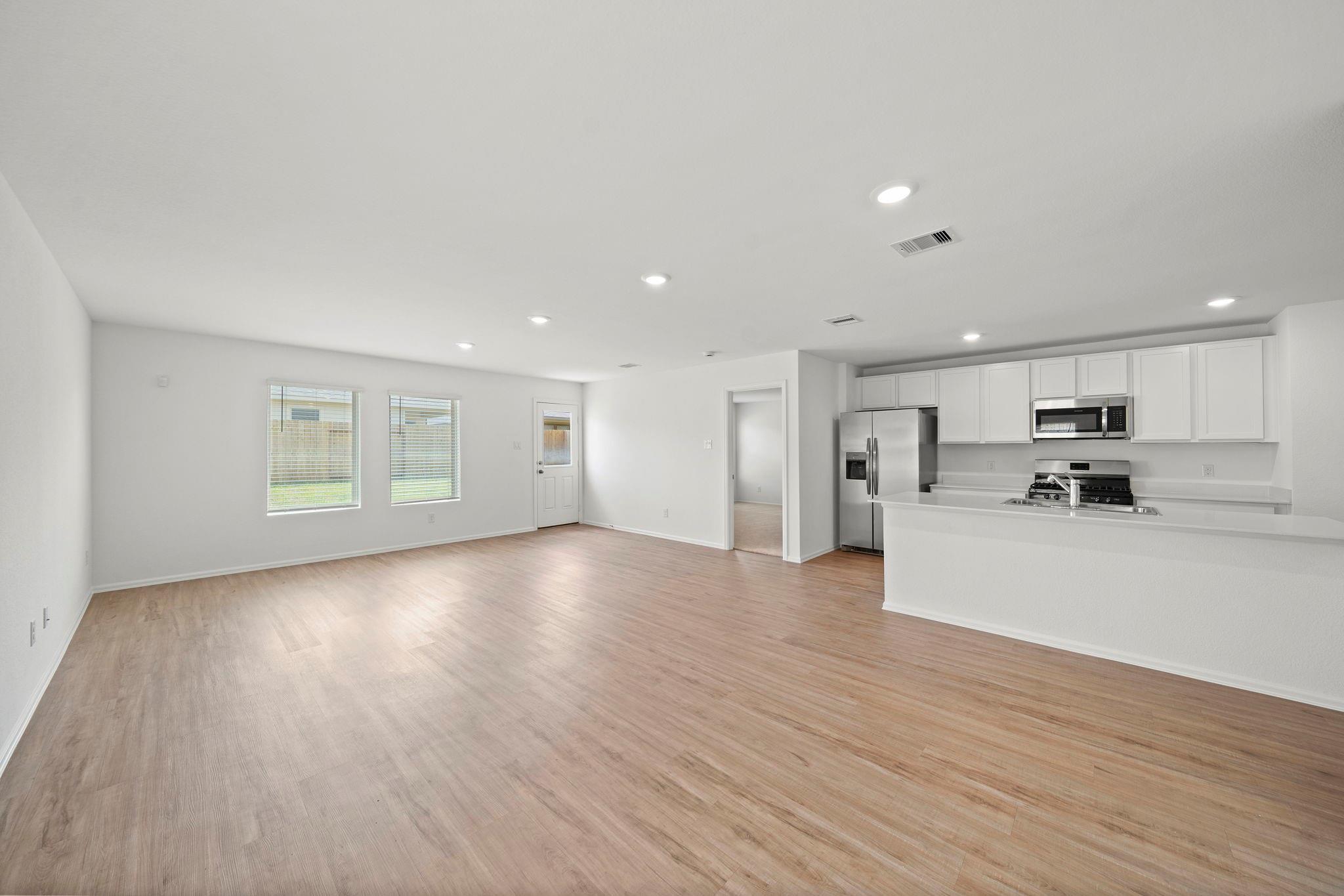 1524 Twilight Green Drive