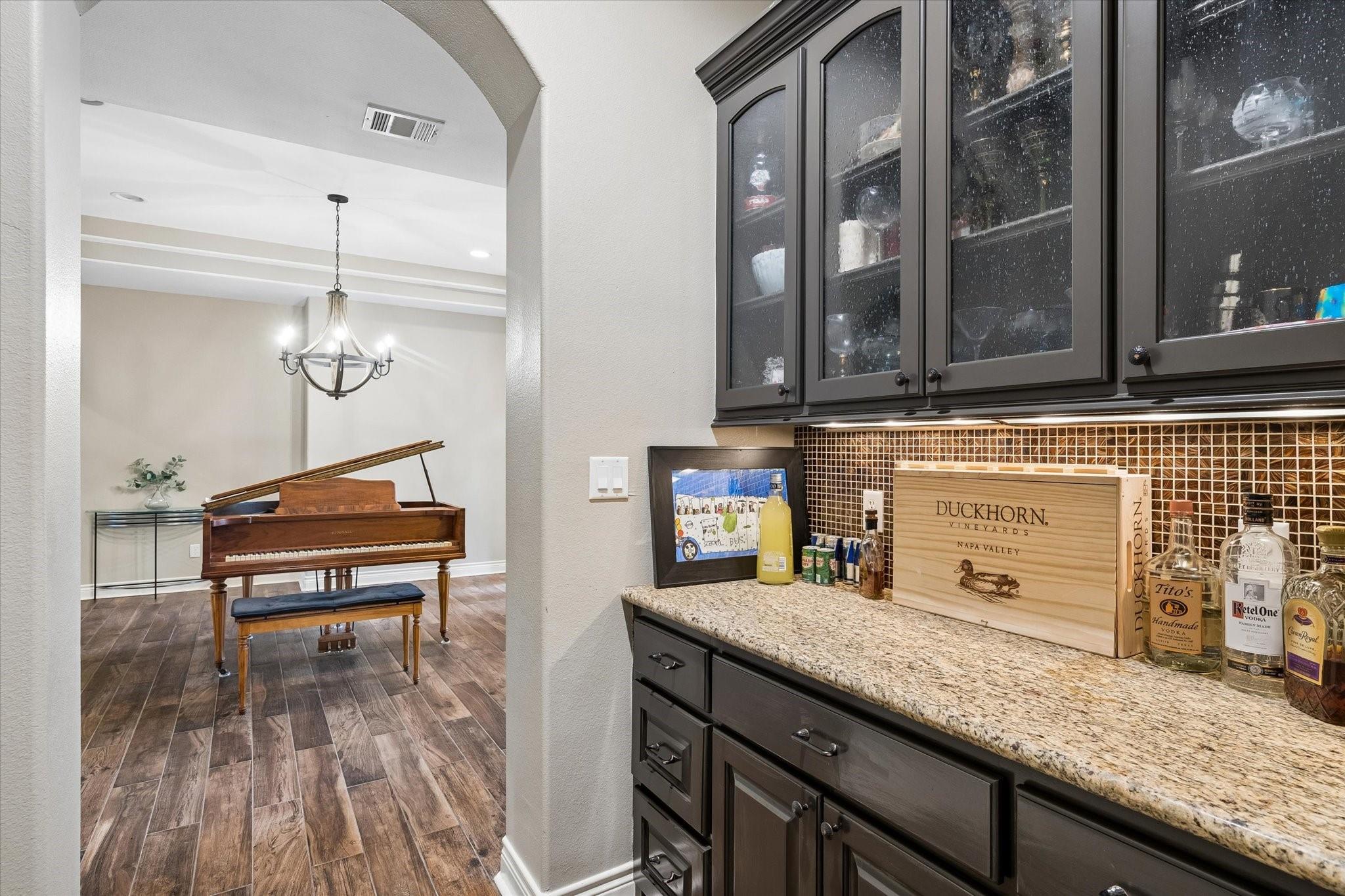 11409 Oak Springs Drive