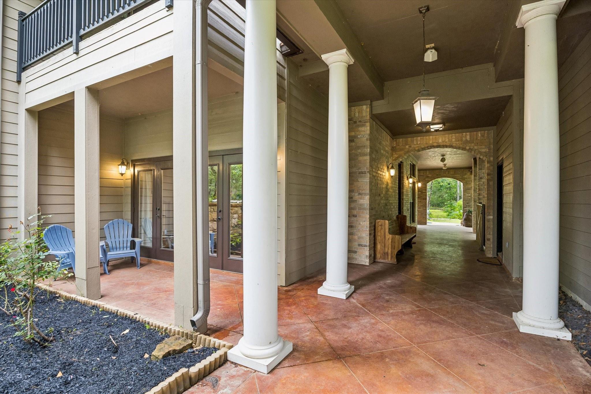 11409 Oak Springs Drive