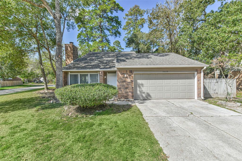 Photo of 5222 Creek Shadows Drive, Houston, TX 77339 (MLS # 19012675)