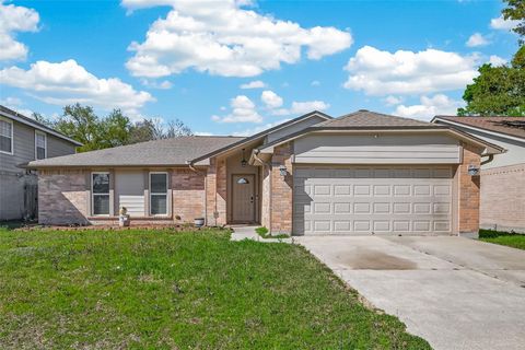 Photo of 4818 Marburg Court, Houston, TX 77066 (MLS # 75071502)