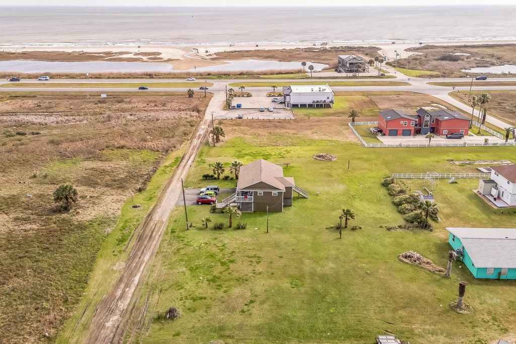 Photo of 3503 E Silver Sands, Galveston, TX 77554 (MLS # 41022093)