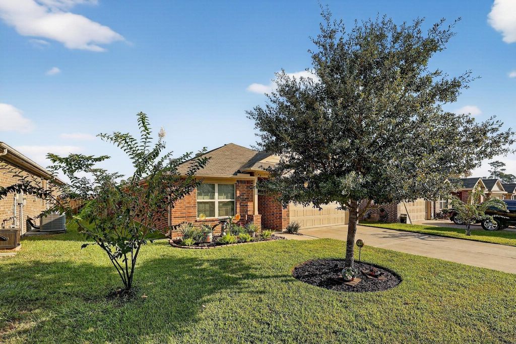 Photo of 5636 Rainflower Terrace Lane, Spring, TX 77389 (MLS # 32523745)