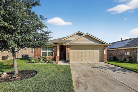 Photo of 5636 Rainflower Terrace Lane, Spring, TX 77389 (MLS # 32523745)