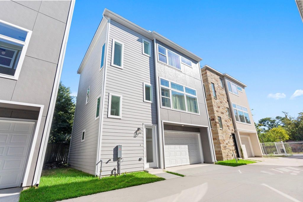 Photo of 4017 Ward Street, Houston, TX 77021 (MLS # 34139016)