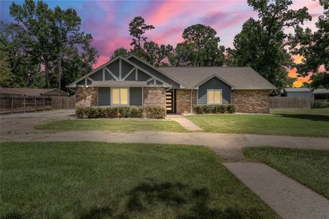 Photo of 15151 Robin Trail, Conroe, TX 77302 (MLS # 83446324) Photo of 15151 Robin Trail, Conroe, TX 77302 (MLS # 83446324)