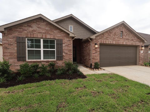 Homes For Sale - 128 Wasatch Peaks Way<br/> Willis, TX 77378