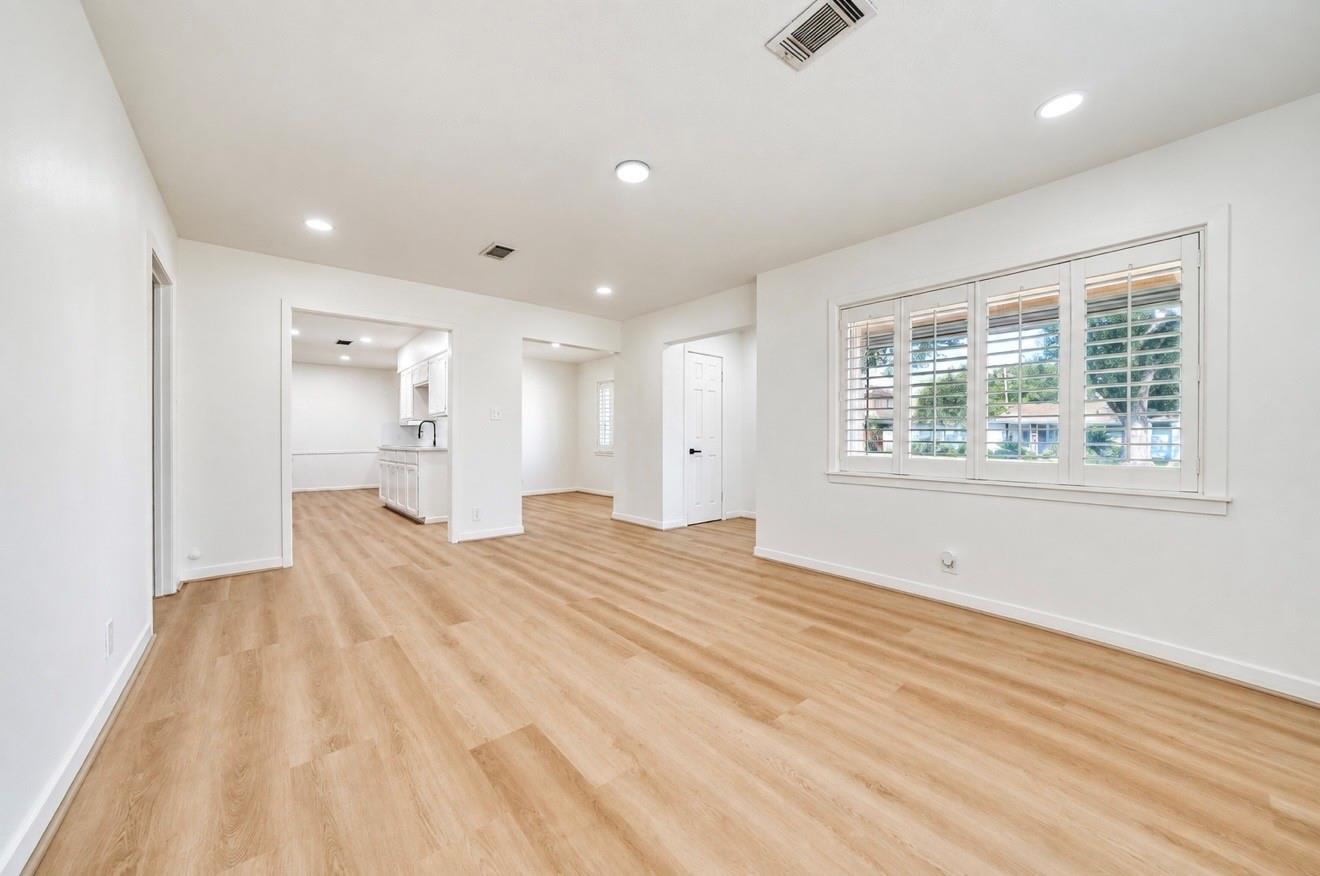 6642 Heron Drive