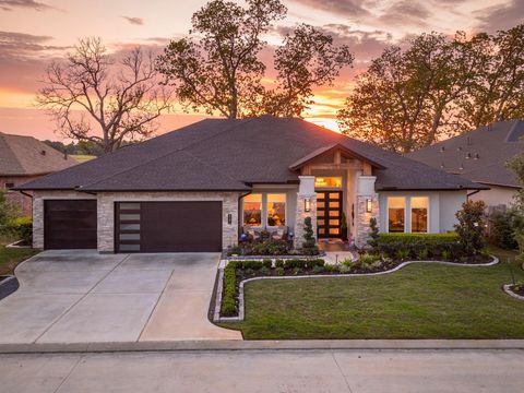 Photo of 9727 Greenridge View Drive, Willis, TX 77318 (MLS # 97006180)