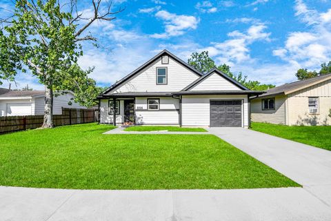 2214 Purdue Street Pasadena TX 77502