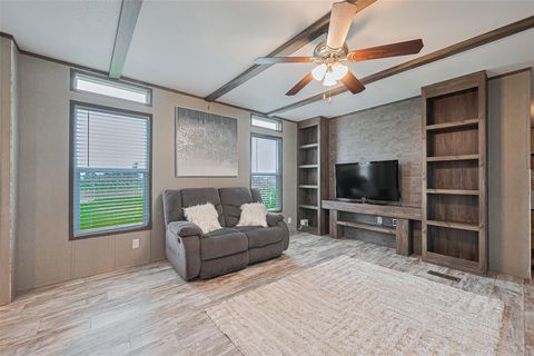 Photo of 1122 Road 57221, Cleveland, TX 77327 (MLS # 25441857)