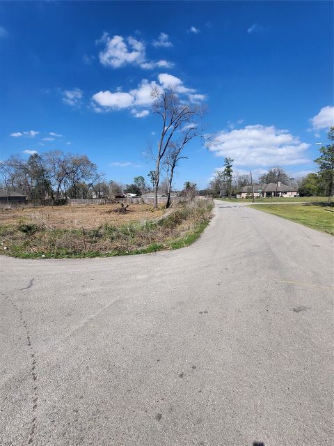 10105 Haddick Street Houston TX 77078