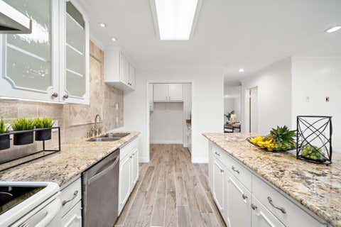 Tiny photo for 6434 Burgoyne Road #109, Houston, TX 77057 (MLS # 49019696)