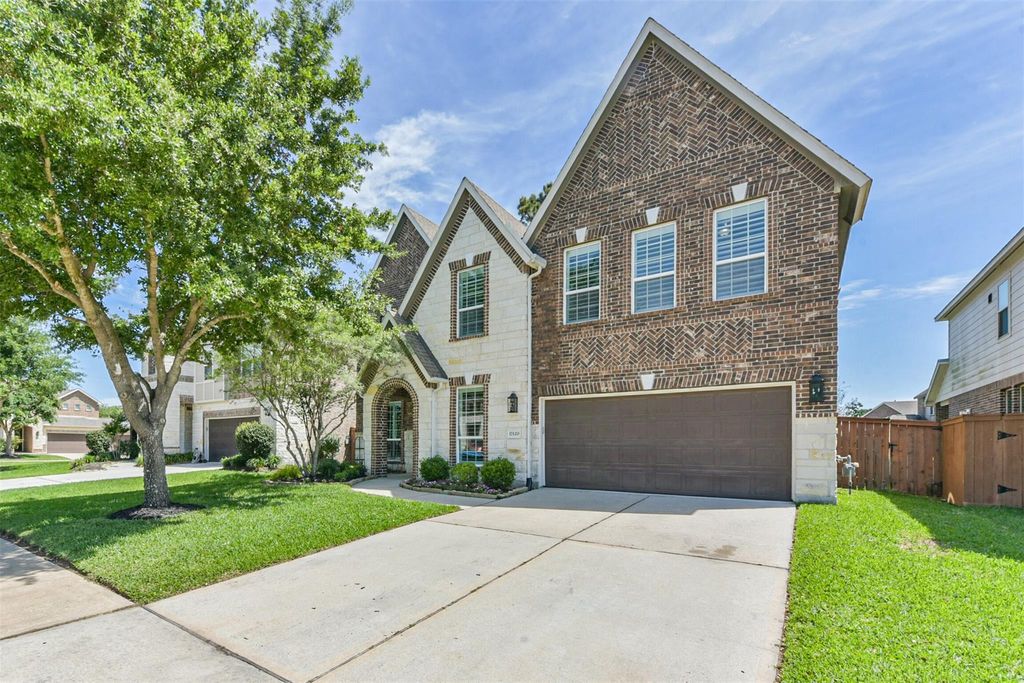 Photo of 17120 Edge Branch Lane, Houston, TX 77044 (MLS # 41124101)
