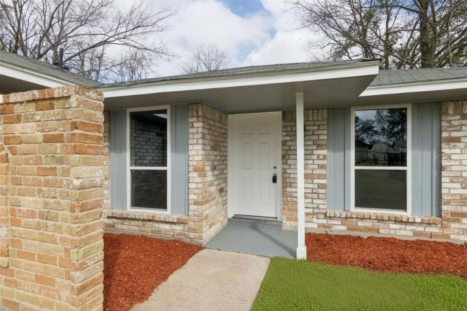 8646 Whitecastle Lane