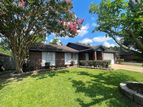 Photo of 3611 Shadow Trail, Houston, TX 77084 (MLS # 84320677) Photo of 3611 Shadow Trail, Houston, TX 77084 (MLS # 84320677)