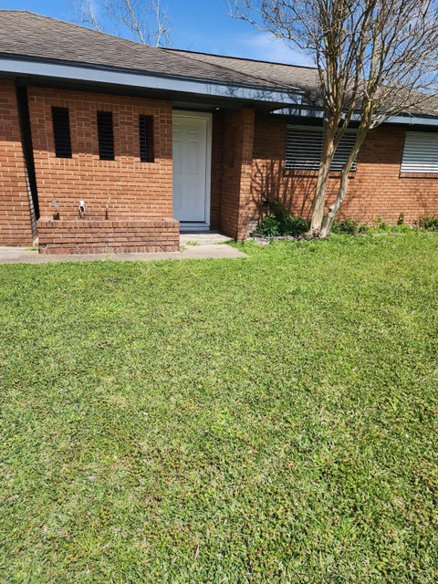 Photo of 2930 Danforth Dr Dr, Texas City, TX 77590 (MLS # 35497490)