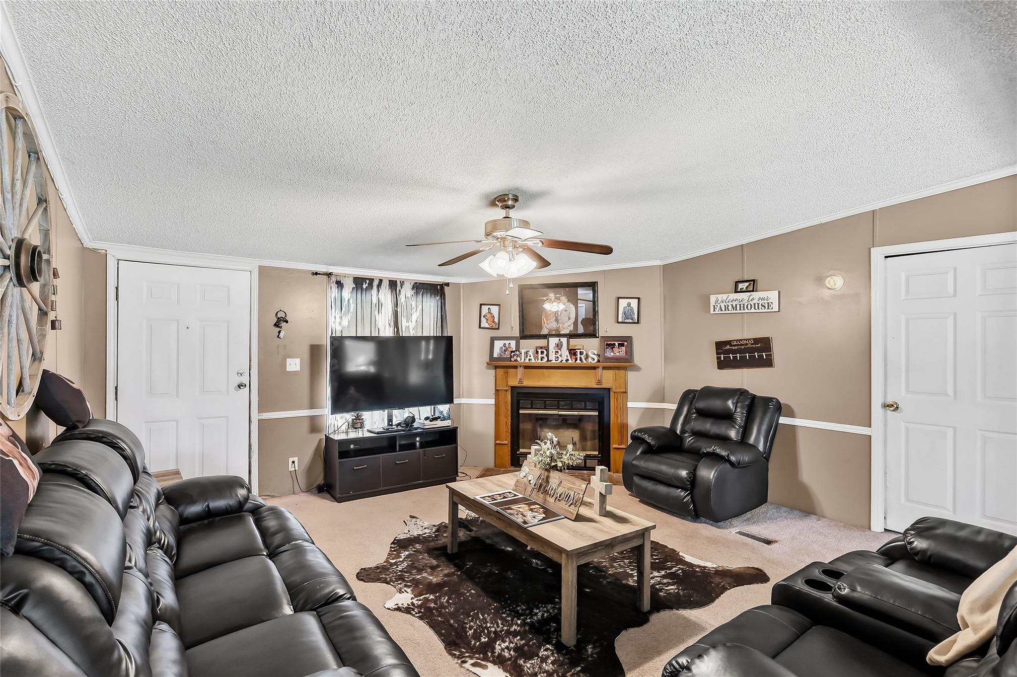 1027 Private Road 4041