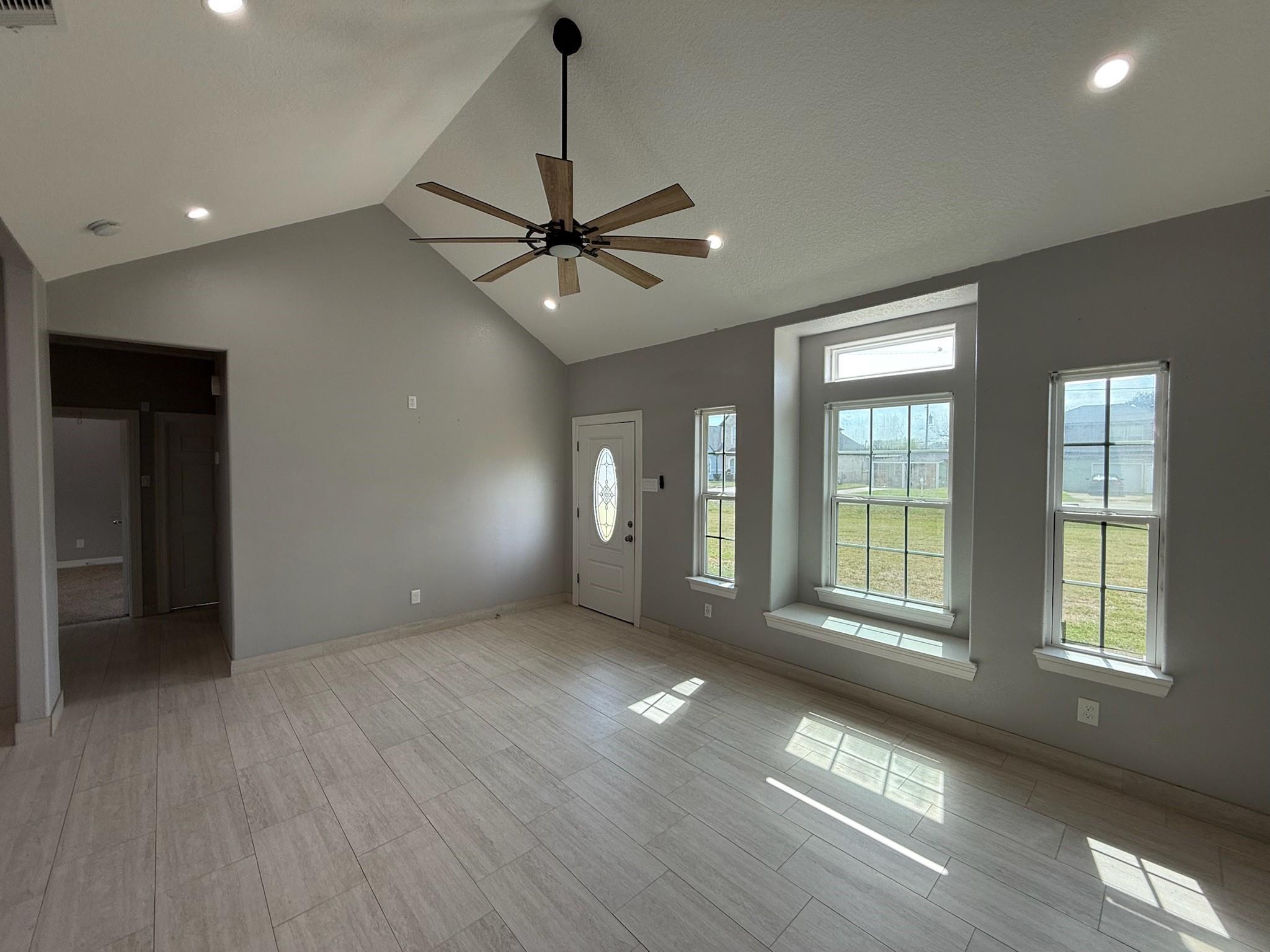 825 Mossey Drive