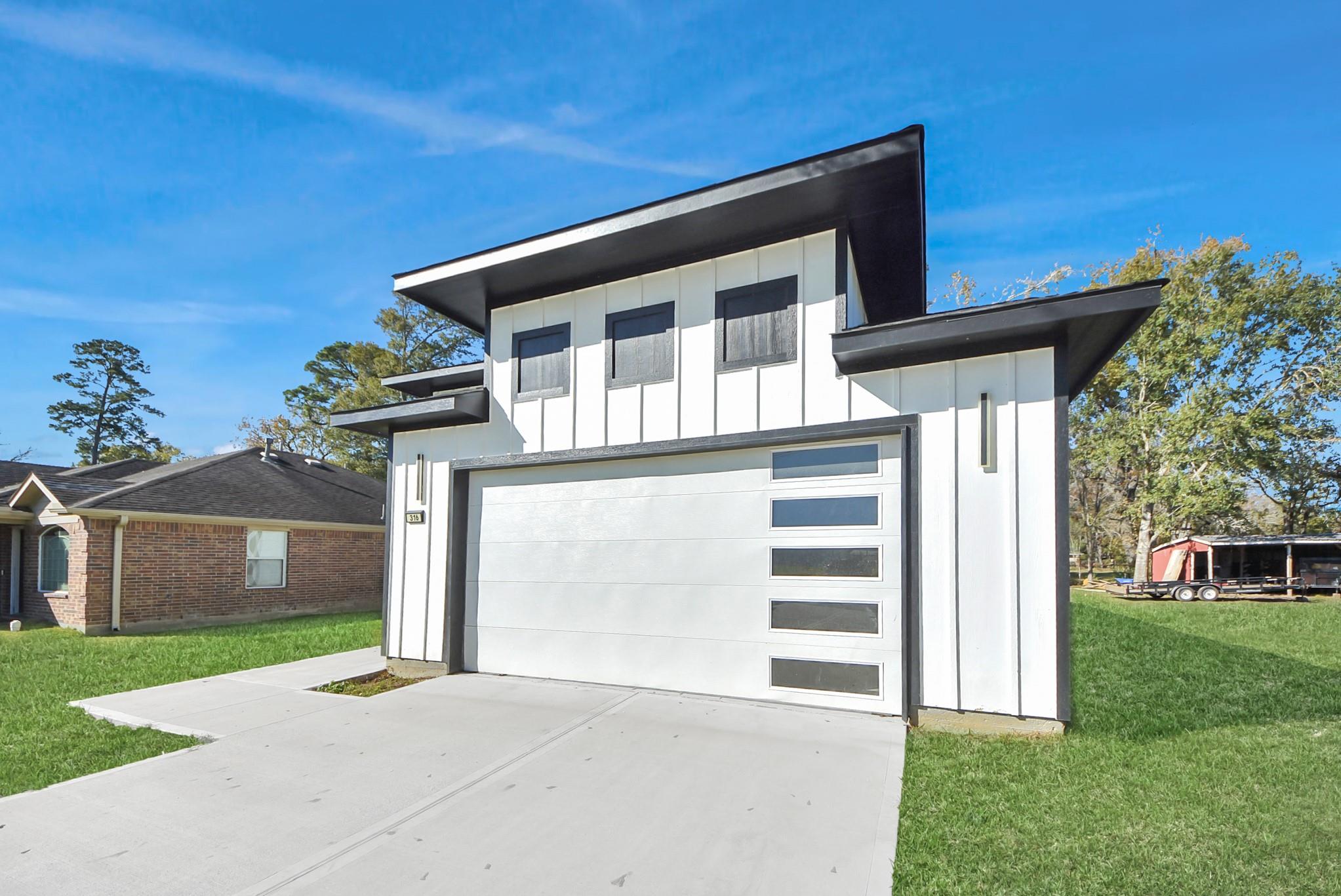 316 E Oakdale Street