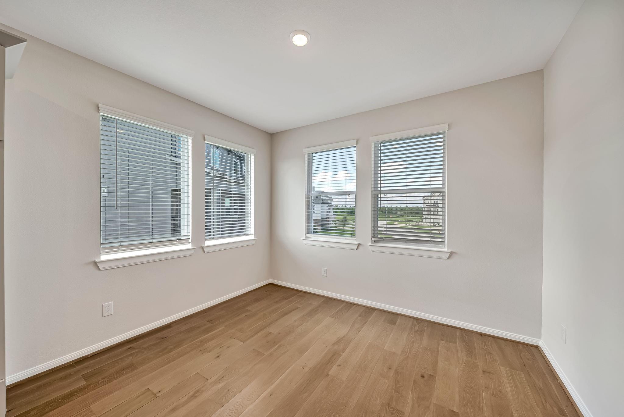 20629 Dynamic Court