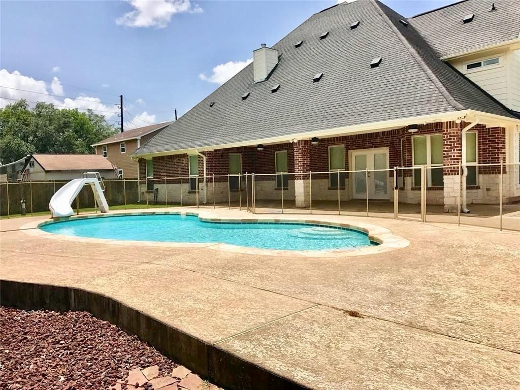 Photo of 6811 Fm 521 Road, Arcola, TX 77583 (MLS # 47397727)