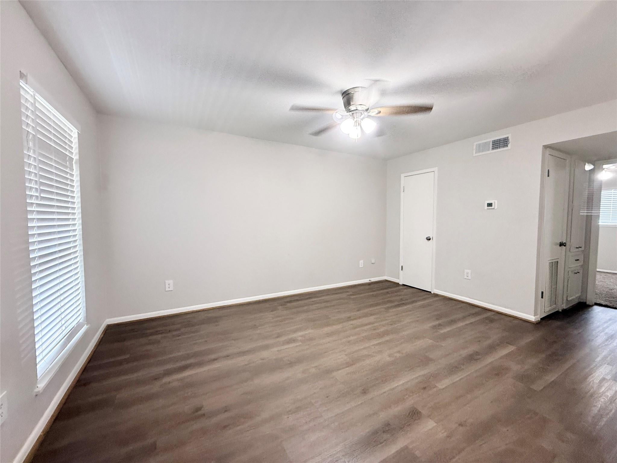 321 E Cedar Street 9