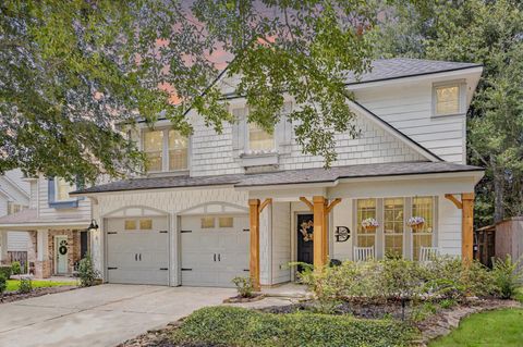Photo of 6 Cloud Bank Place, The Woodlands, TX 77382 (MLS # 76952170) Photo of 6 Cloud Bank Place, The Woodlands, TX 77382 (MLS # 76952170)