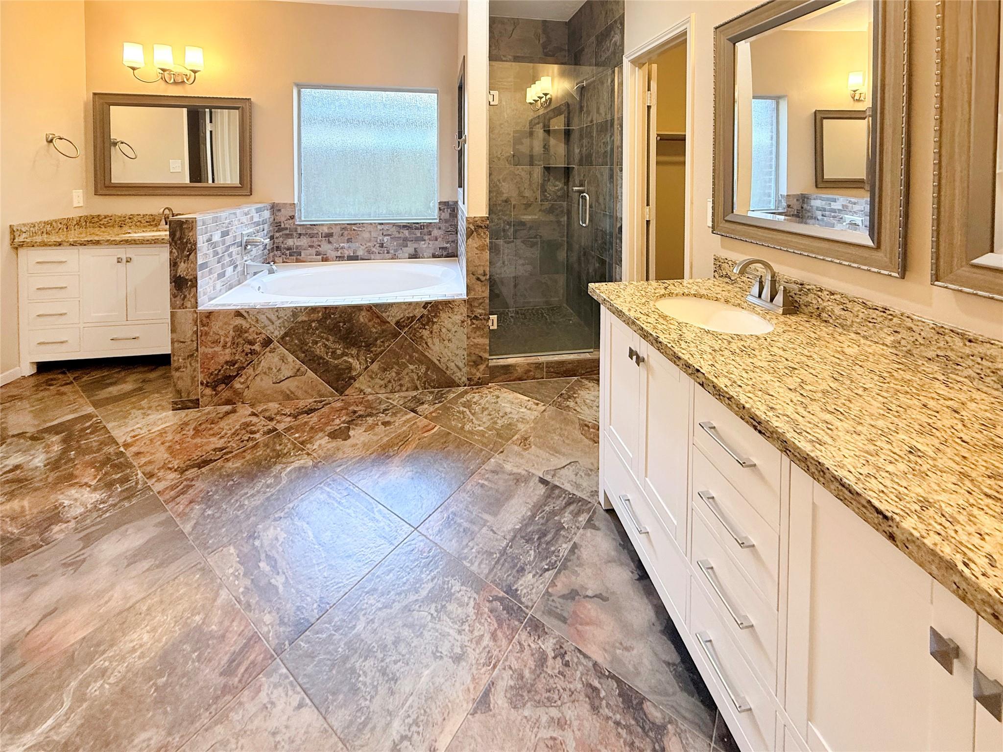 801 Walnut Pointe