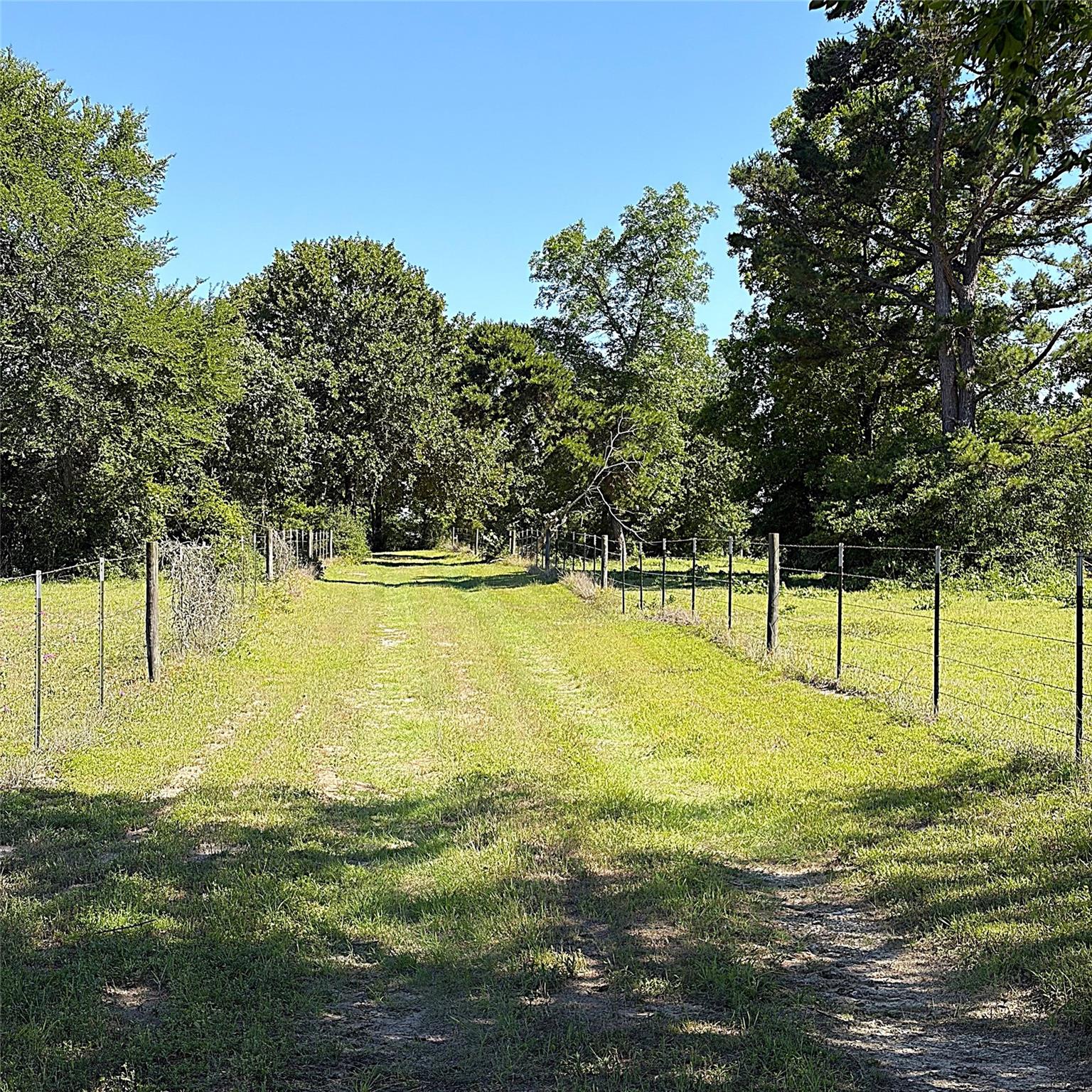 9678 E State Highway 7 E