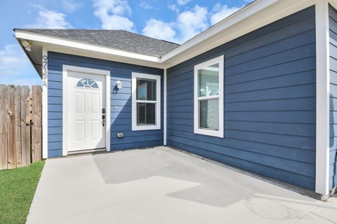 Photo of 9739 Cargill Street #A, Houston, TX 77029 (MLS # 37916267)