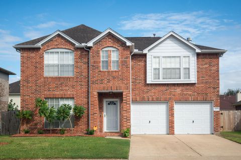 Photo of 2207 Ames Street, Pearland, TX 77584 (MLS # 16073803)