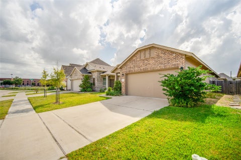 Homes For Sale - 14215 Campo Vista Drive<br/> Harris County, Houston, TX 77083
