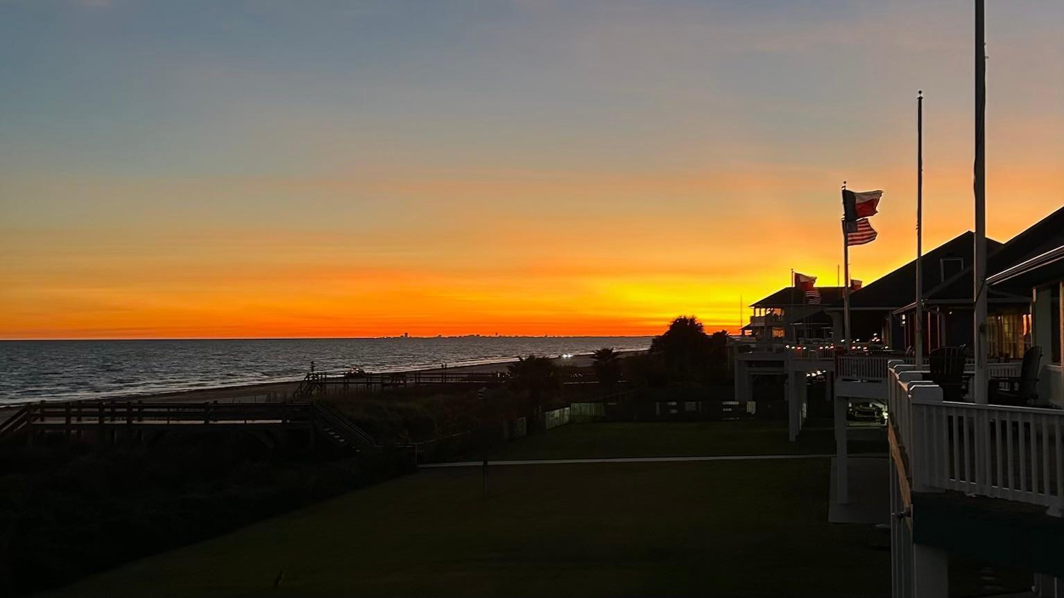 Crystal Beach, Texas, 77650, United States, 5 Bedrooms Bedrooms, ,4 BathroomsBathrooms,Residential,Active,2021955