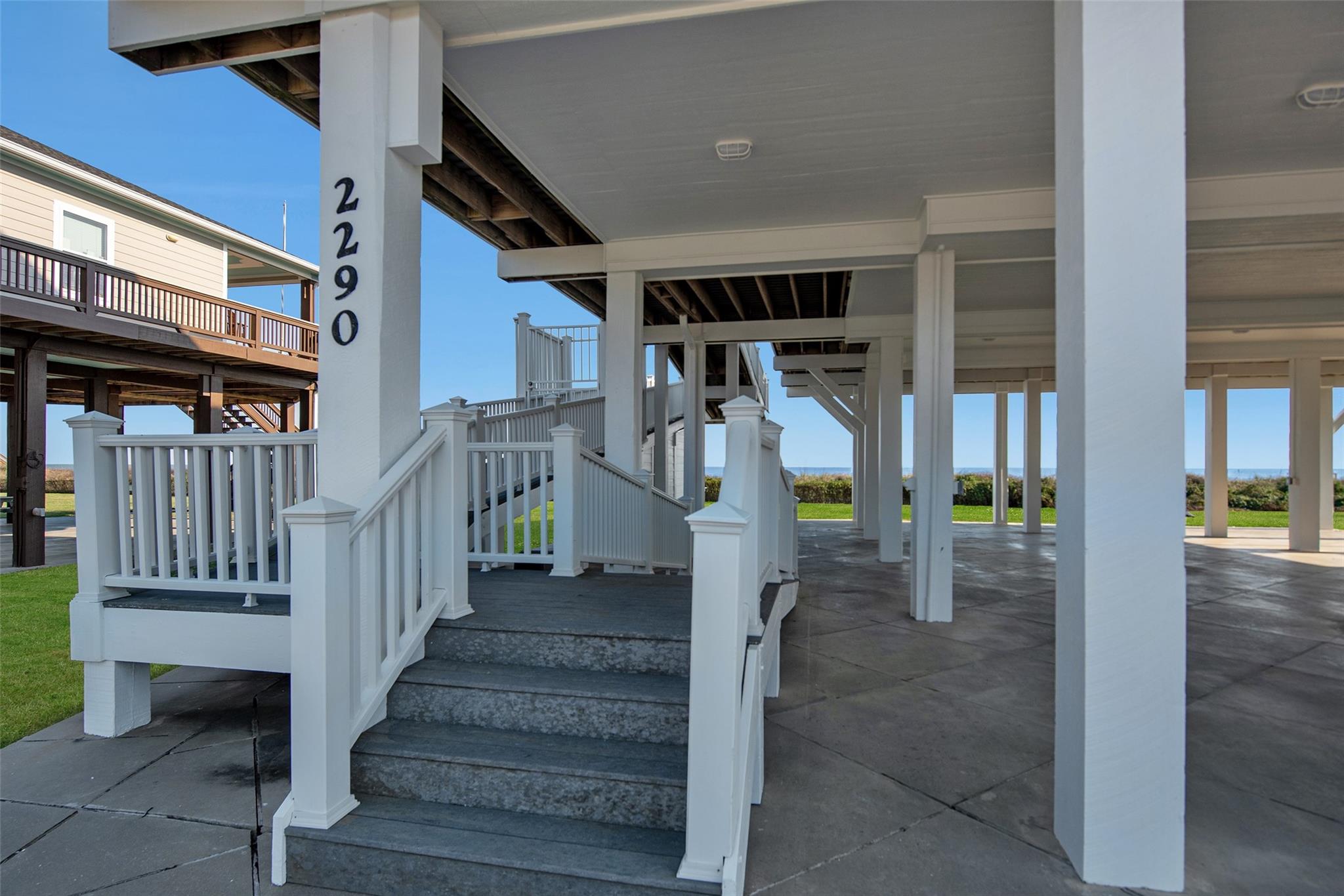 Crystal Beach, Texas, 77650, United States, 5 Bedrooms Bedrooms, ,4 BathroomsBathrooms,Residential,Active,2021955