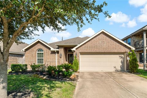 Photo of 4927 Applewood Crest Lane, Rosharon, TX 77583 (MLS # 91748462)