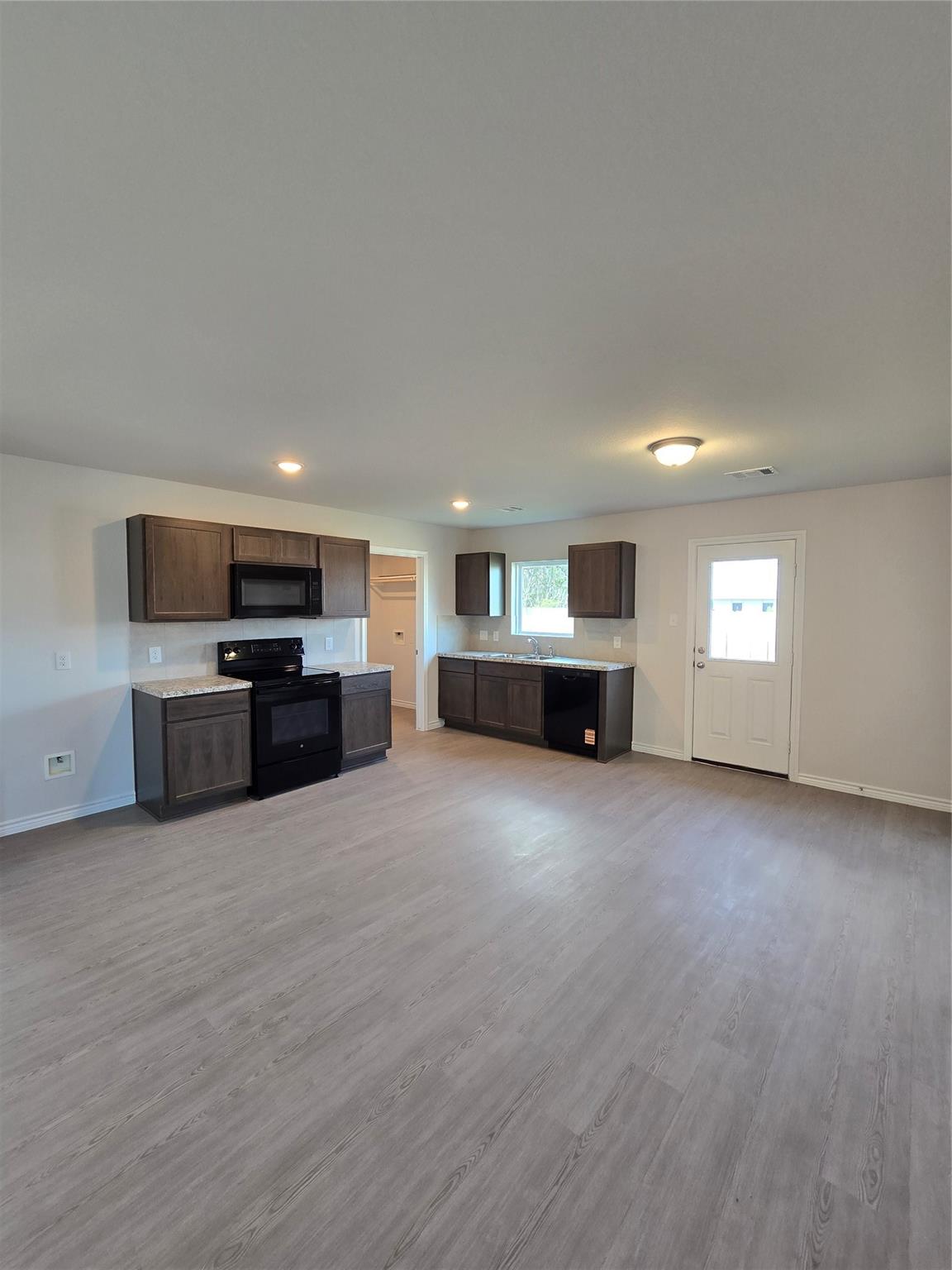 1204 Daniel Street