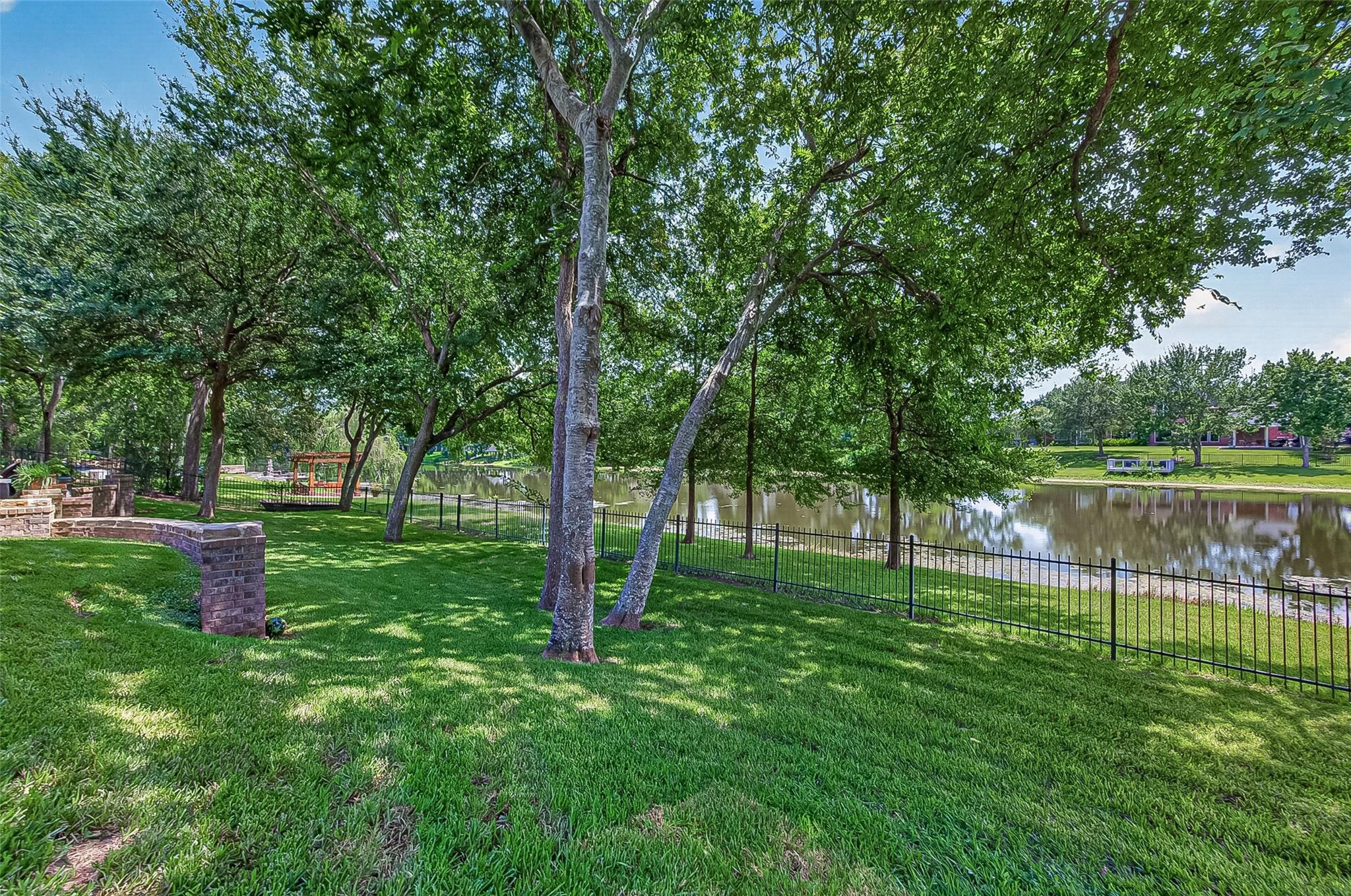 4519 Oxbow Circle W