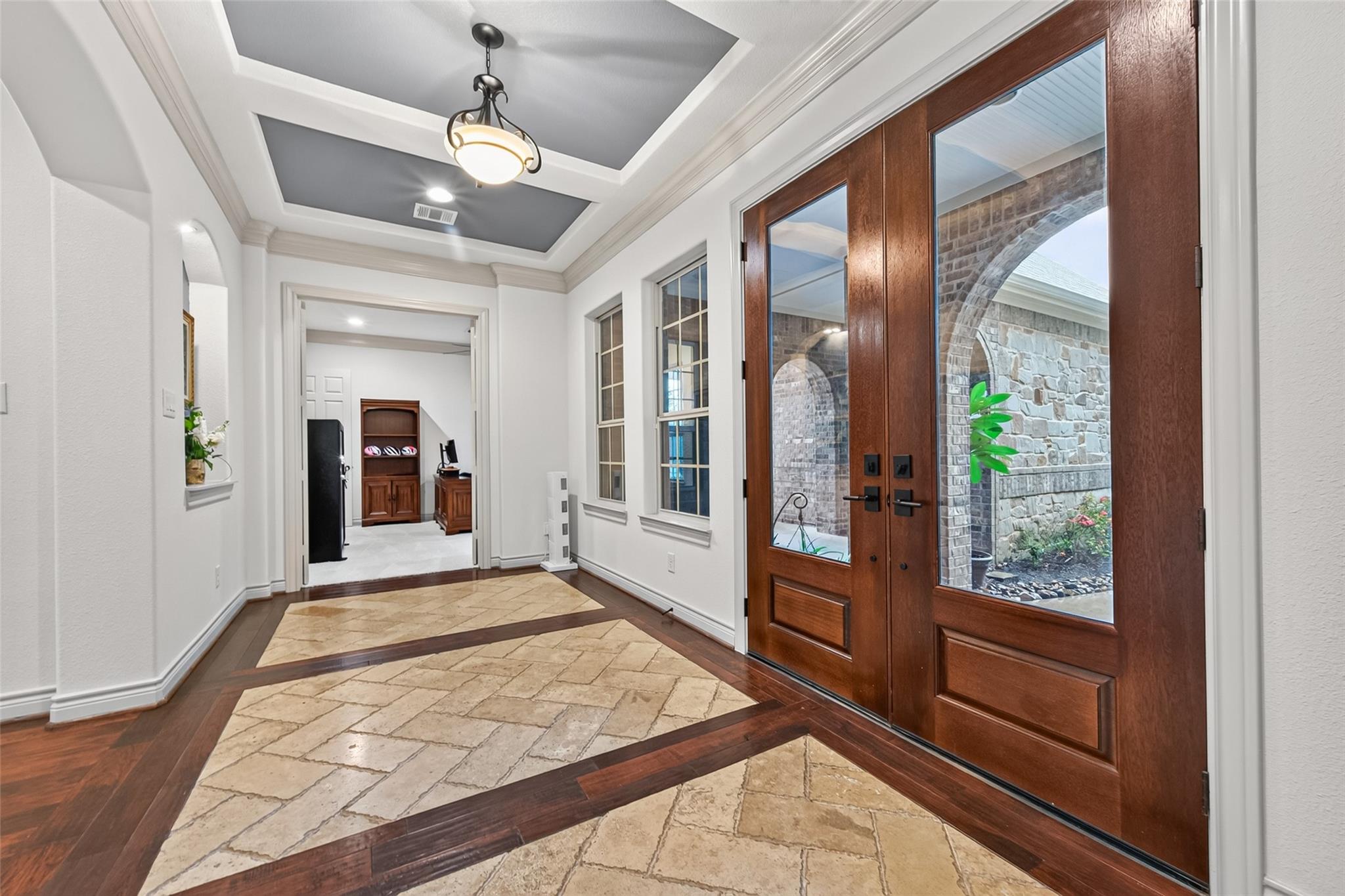 4519 Oxbow Circle W
