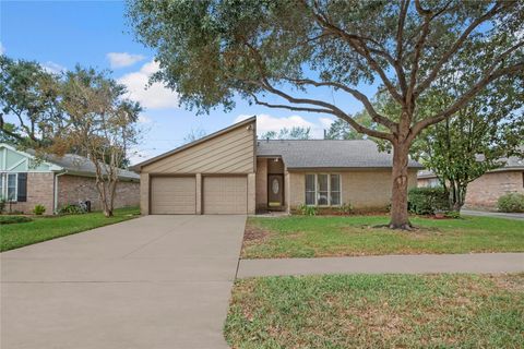 Photo of 926 Red Rock Canyon Drive, Katy, TX 77450 (MLS # 96740087)