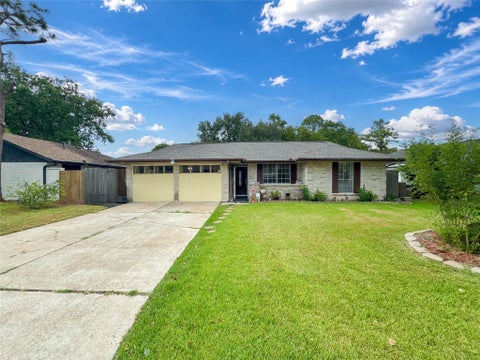 Photo of 12711 Cooperstown Drive, Houston, TX 77089 (MLS # 49802812)