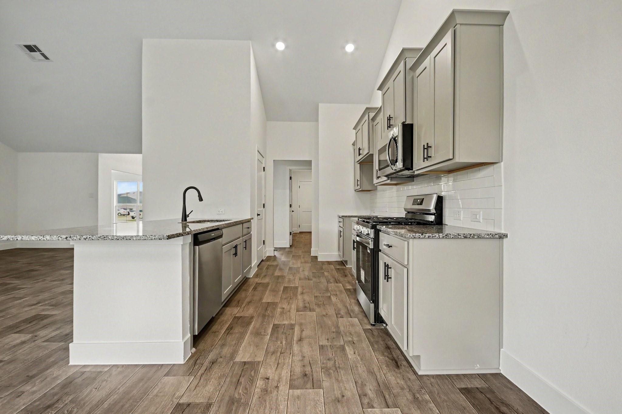 2 Keystone Court
