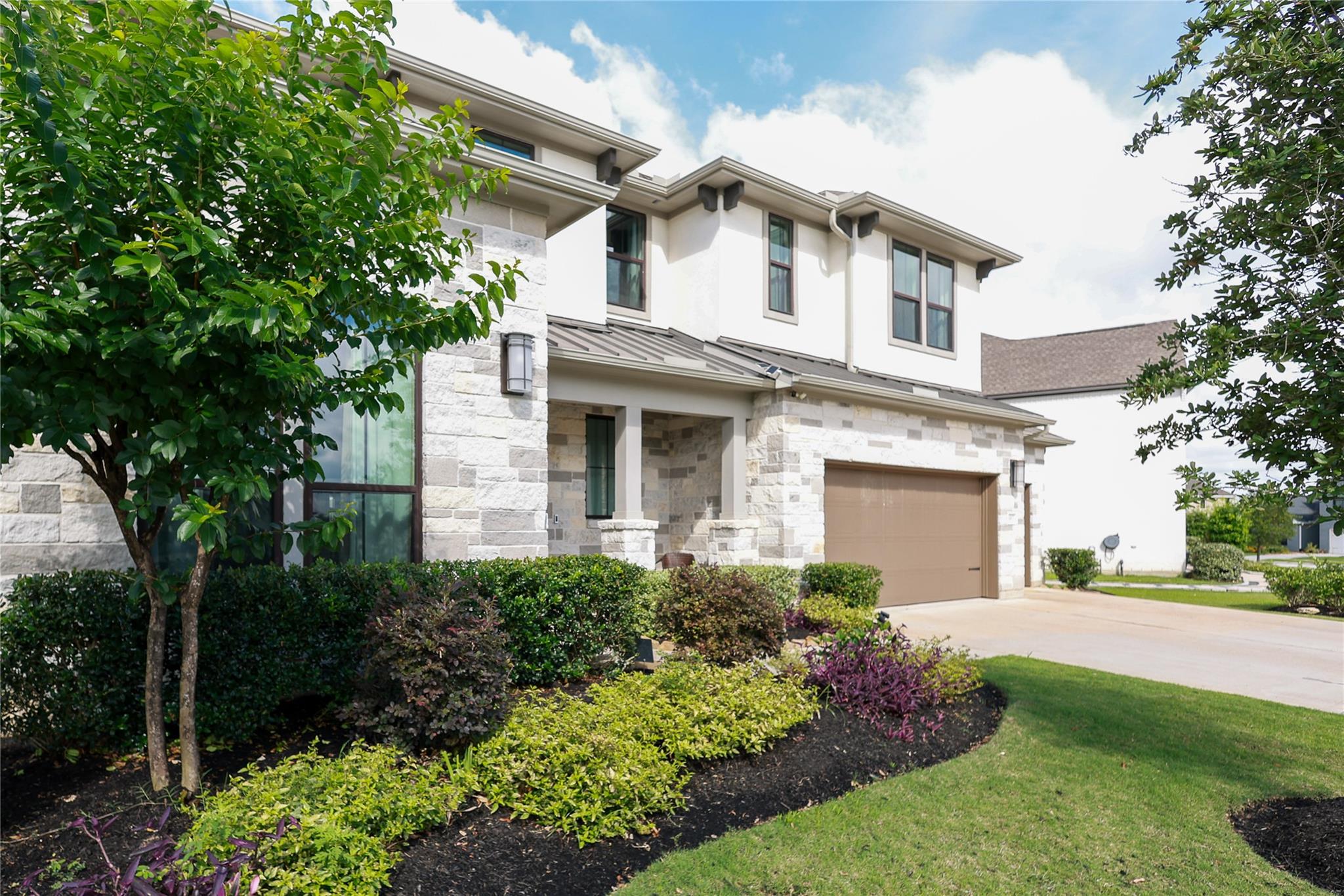 24902 Pavonia Lake Lane