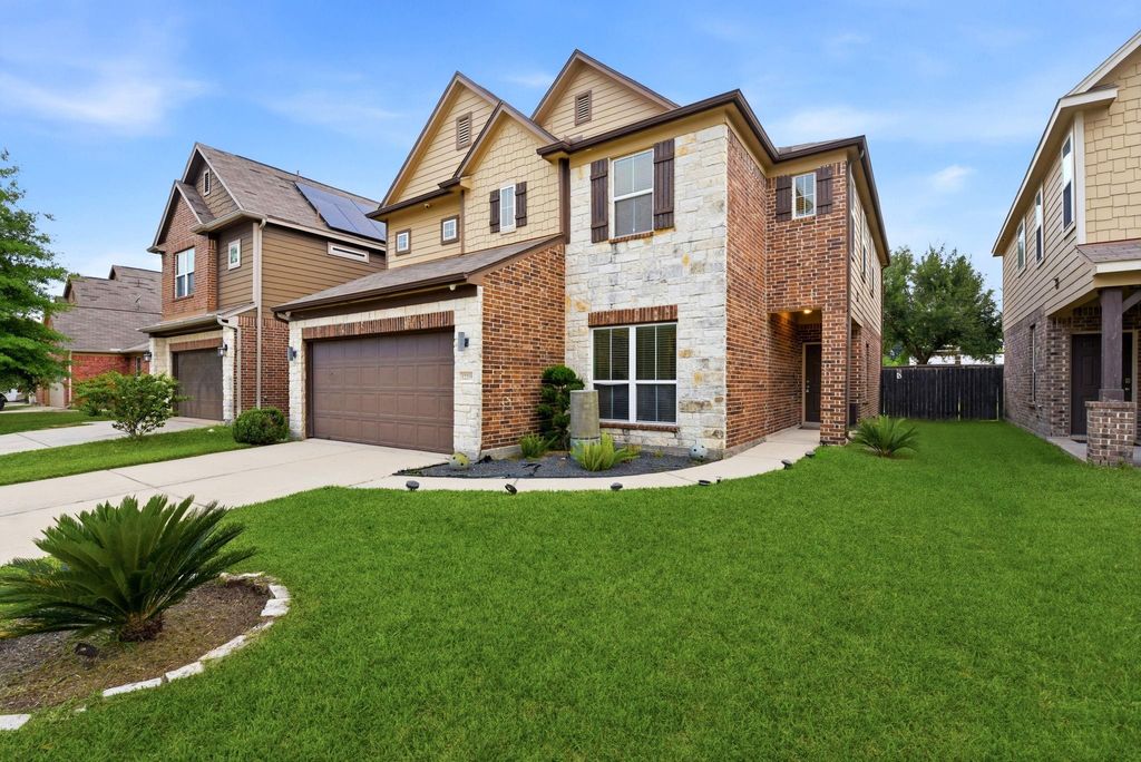 Photo of 12219 Urban Trees Way, Humble, TX 77346 (MLS # 32755803)