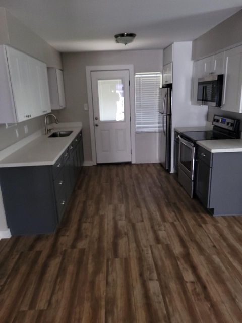 Photo of 6918 Irvington Blvd Blvd #A, Houston, TX 77022 (MLS # 2936402)