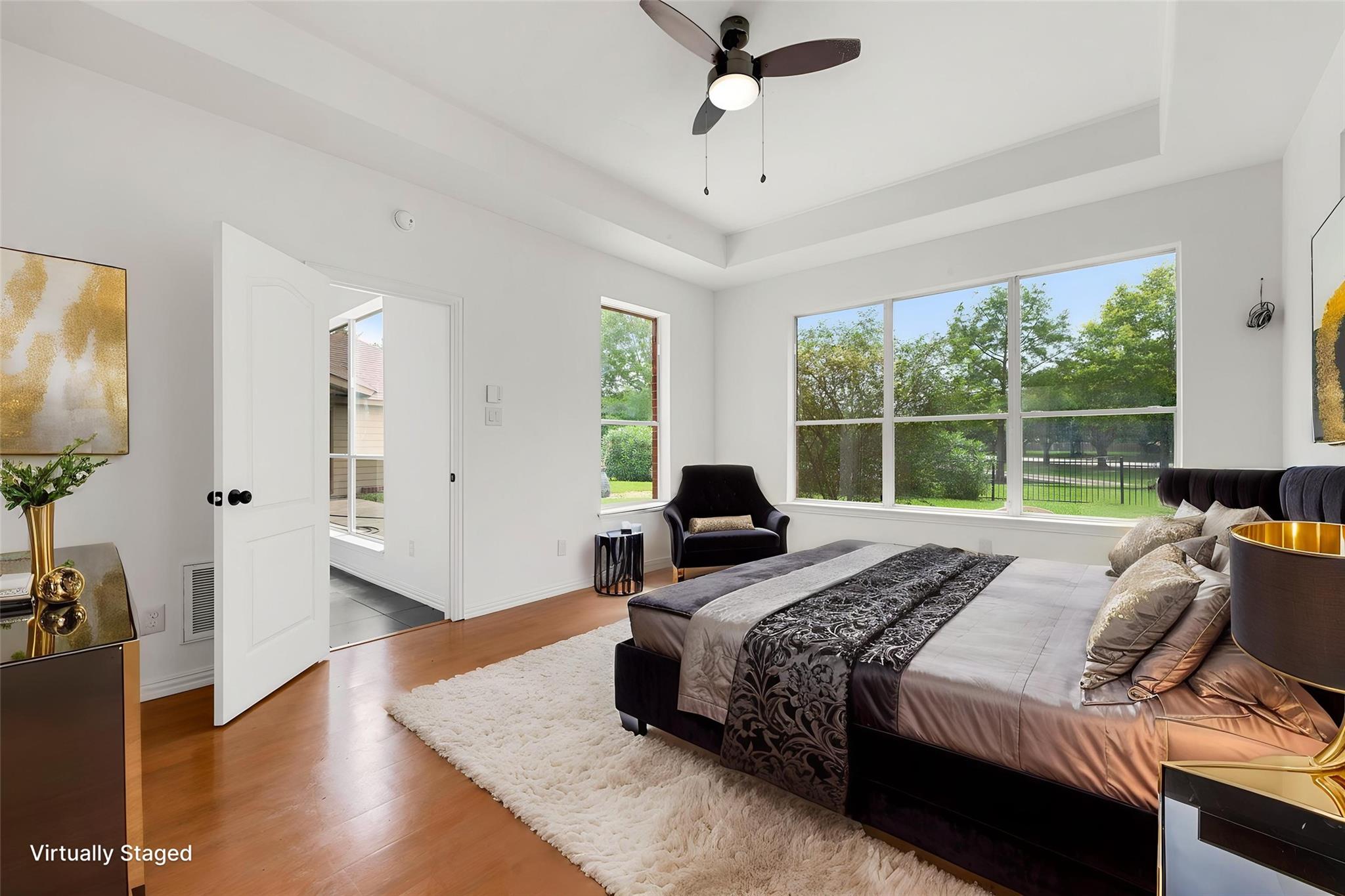 8410 Columbus Ct