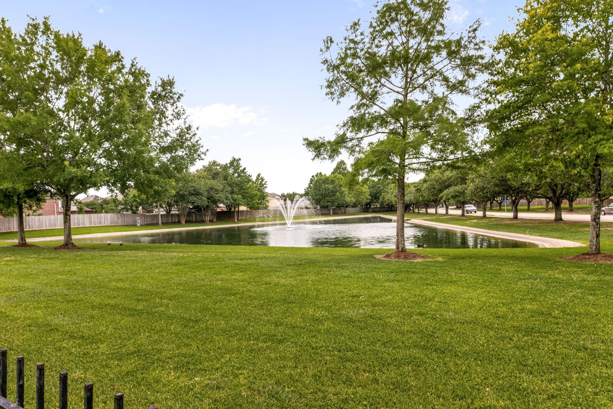 8410 Columbus Ct